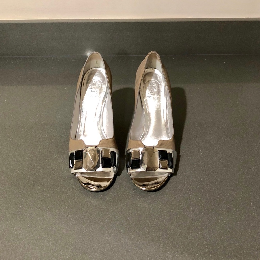 Tory Burch pumps